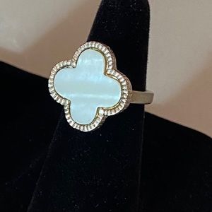 * 4/$20 * Costume Jewelry White Clover Ring